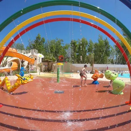 Mobilehome 8 Personnes Avec Clim Situe Aux Sables Du Midi Campsite Valras-Plage